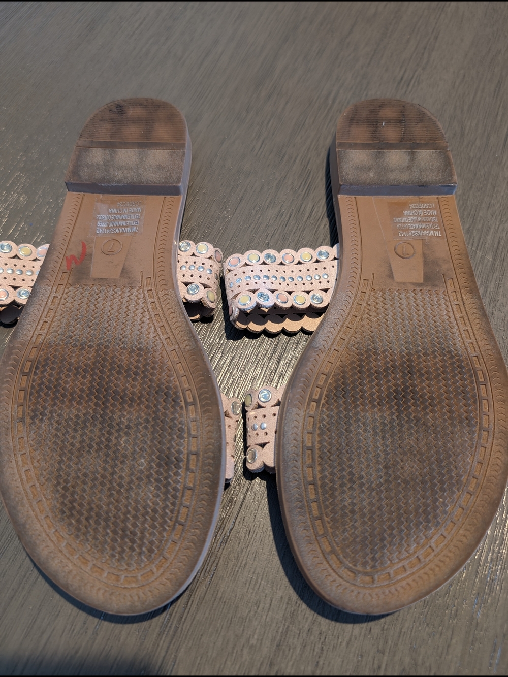 Women's Kensie Beige Studded Jewel Double Strap Slide Sandals- Size 7 - Picture 5 of 5